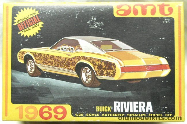 AMT 1/25 1969 Buick Riviera - Stock / Custom / Competition, Y915-200 plastic model kit